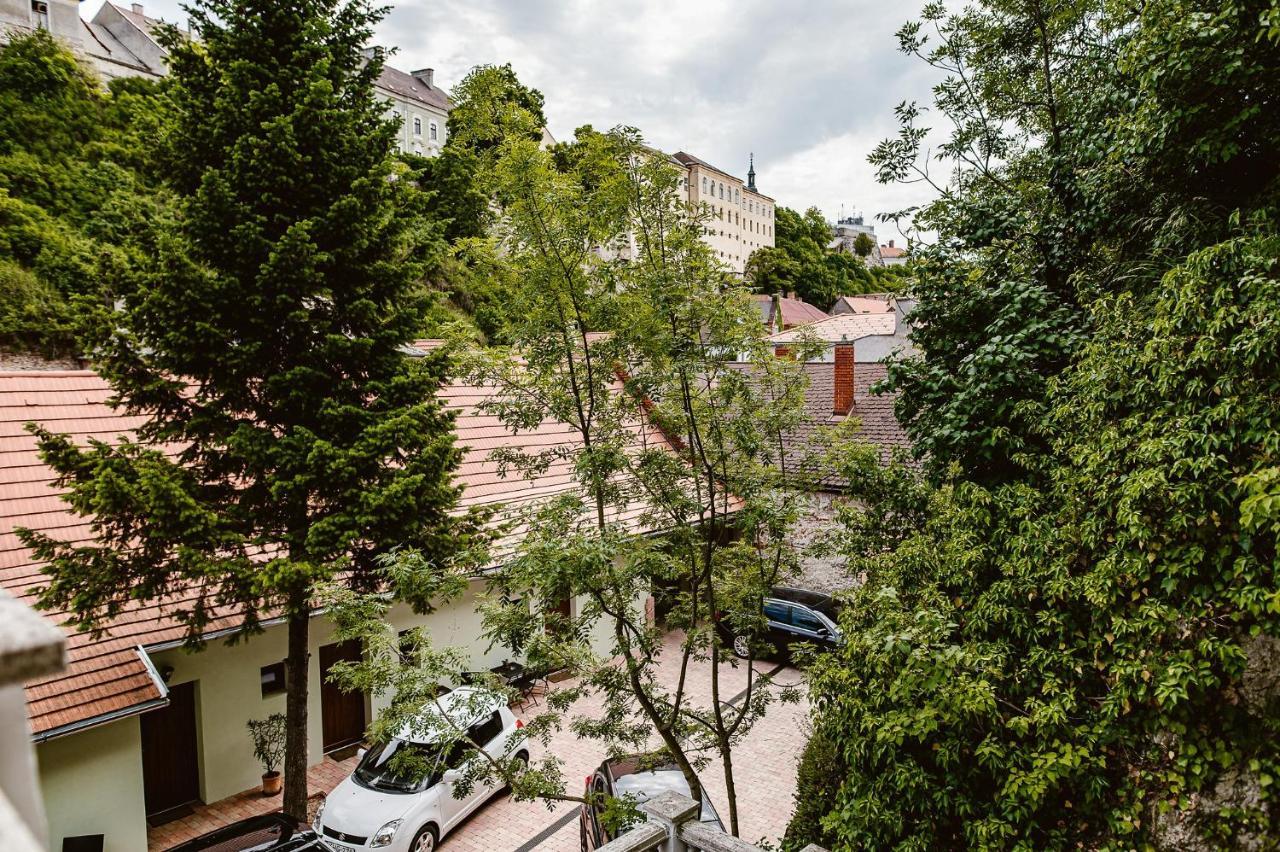 Sziklavendeghaz Aparthotel Veszprem Exterior photo